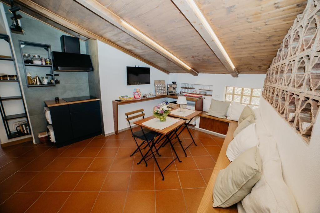 B&B Gep & Lela Caselle in Pittari Eksteriør bilde